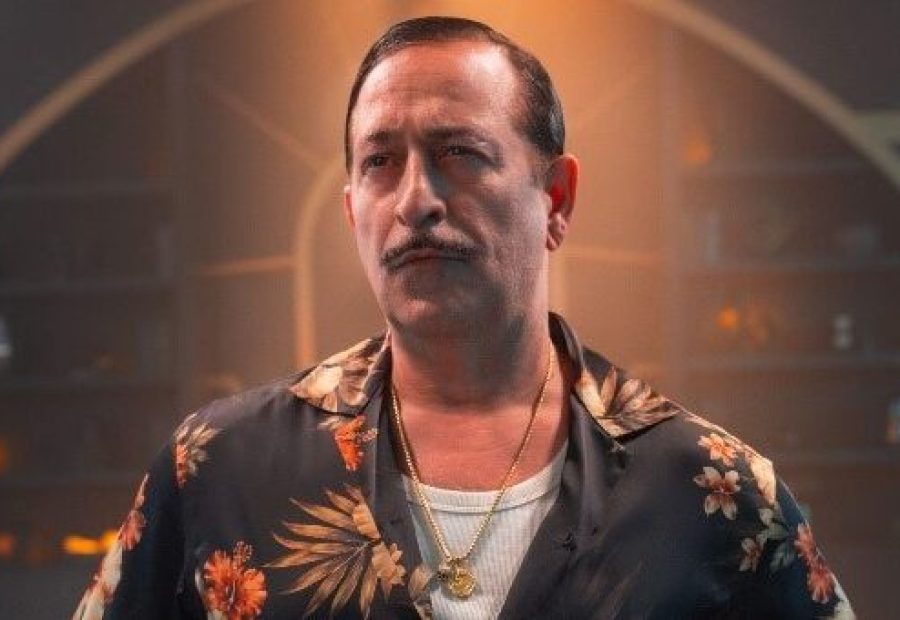 Netflix запустил съемки «GORA 4 GORA»: Джем Йылмаз возвращает культового Арифа Ишика в новый межгалактический сериал